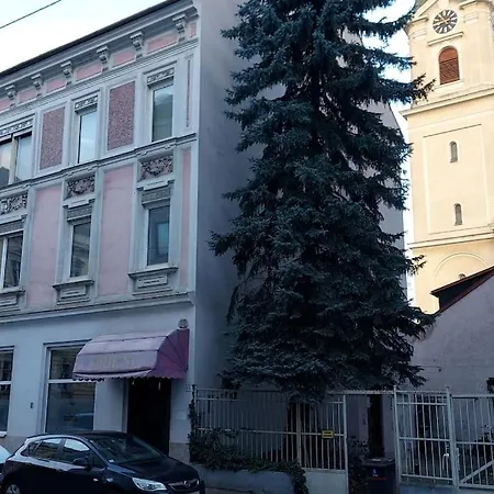 4 - Premium * Линц